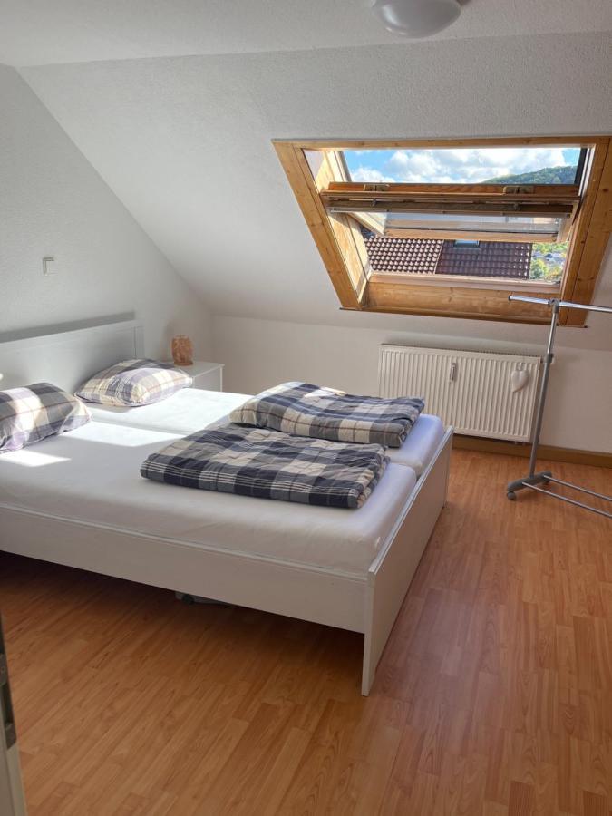 Eigene Wohnung Im Dreifamilienhaus Oberstenfeld Eksteriør bilde
